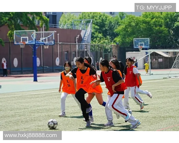 女足球星怀特：突破自我挑战极限的成长之路与辉煌成就